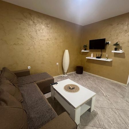 Aurora Apartment Sombor Luaran gambar