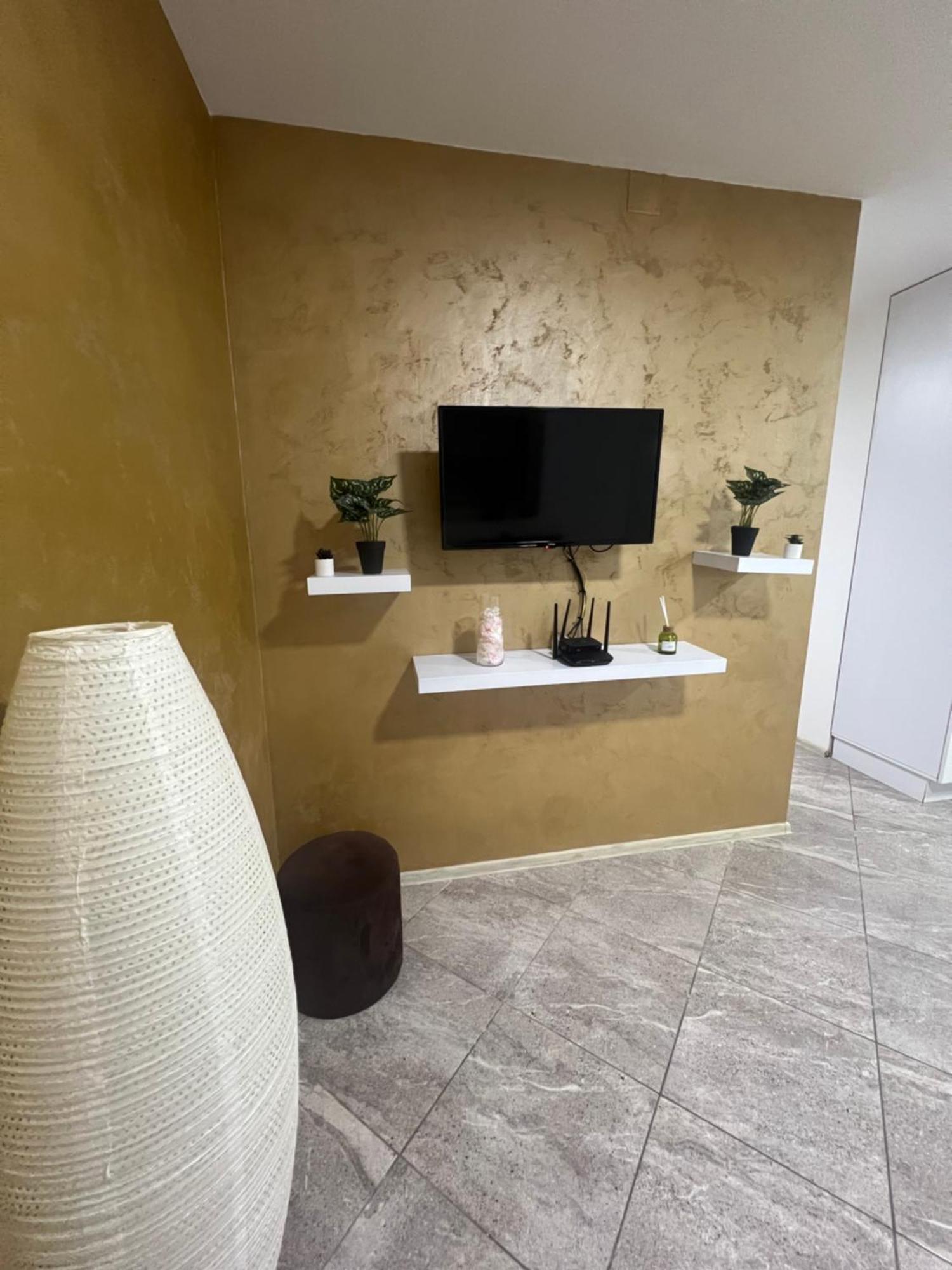 Aurora Apartment Sombor Luaran gambar
